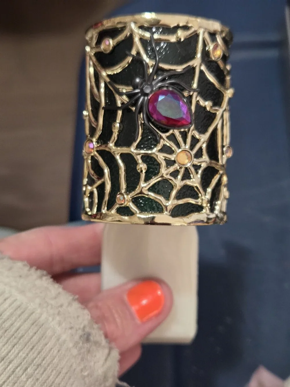 Bath & Body Works Spider Web Gem Nightlight Halloween Wallflower Plug In - Picture 2 of 8